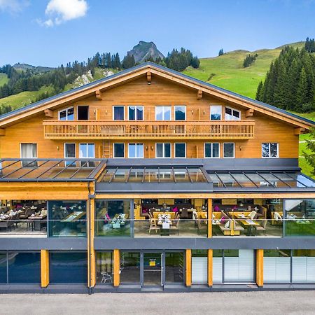 Hotel Walisgaden Superior Damuels Bagian luar foto