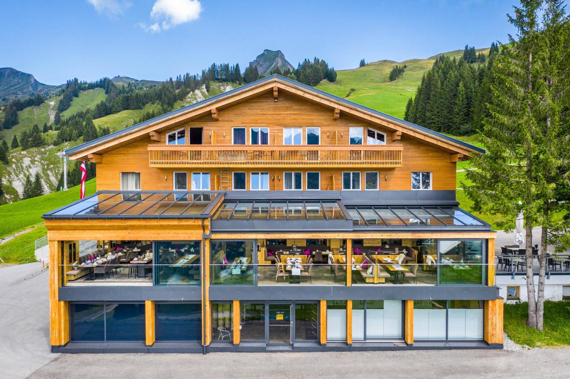 Hotel Walisgaden Superior Damuels Bagian luar foto