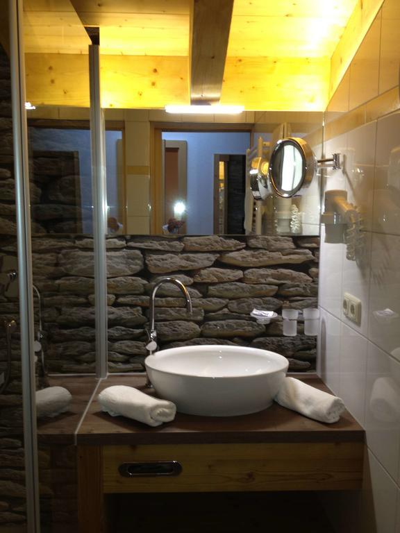 Hotel Walisgaden Superior Damuels Bagian luar foto
