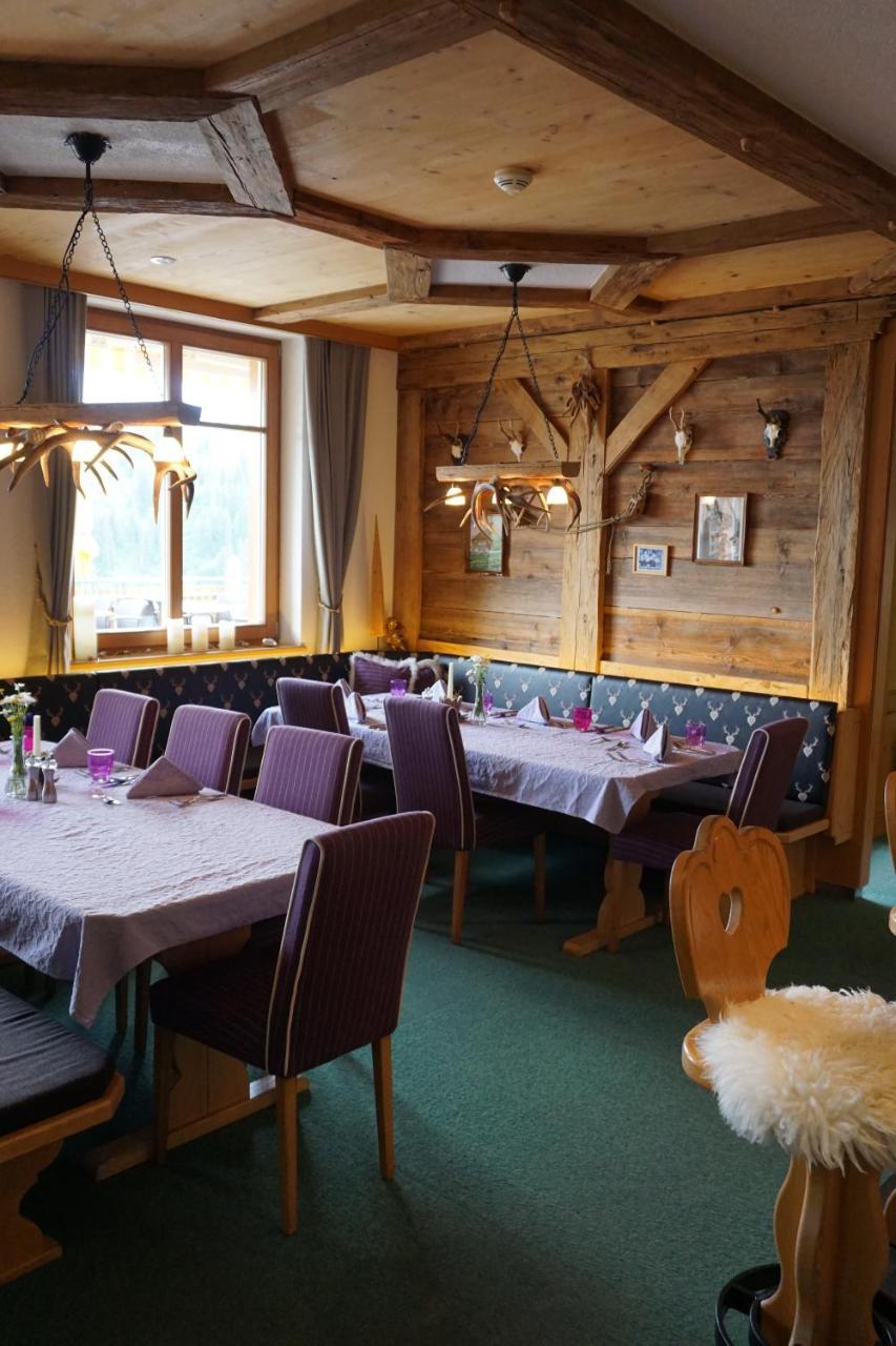 Hotel Walisgaden Superior Damuels Bagian luar foto